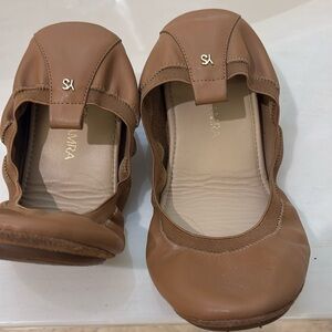 Like new Yosi Samra ballet show in Carmel color Worn once.